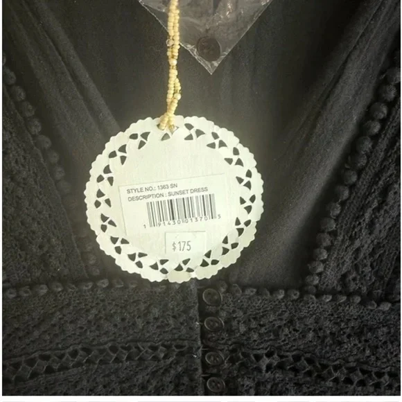 Chic Black Long Sleeve Dress - Picture 10 of 11